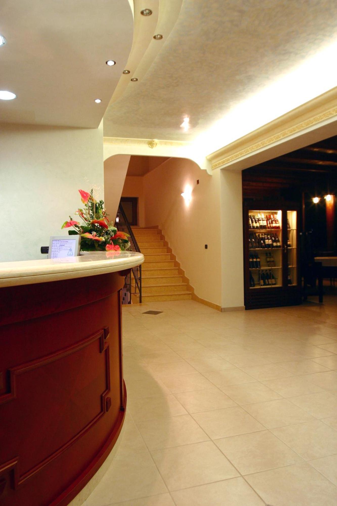 Hotel Il Melograno Mattinata Eksteriør billede