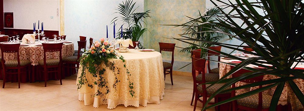 Hotel Il Melograno Mattinata Eksteriør billede