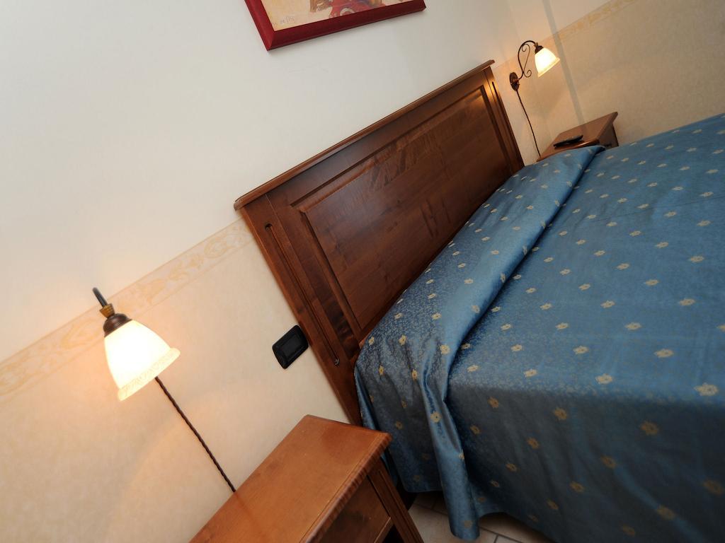 Hotel Il Melograno Mattinata Eksteriør billede
